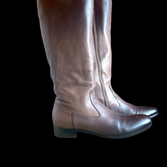 Prada genuine leather boots - Picture 2 of 8